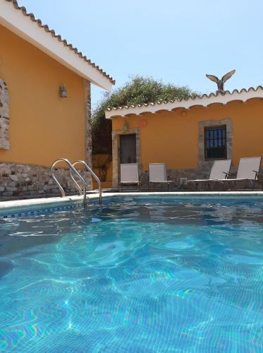 La Capilla (casa Destinada Solo A Familias)