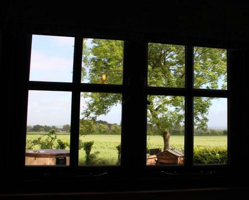 Sanford Escapes - Shepherds Hut & Hot Tub