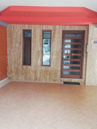 Apartment By The Beach - Nei Epivates