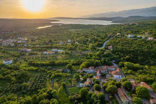 Holiday Home - Villa Thorak