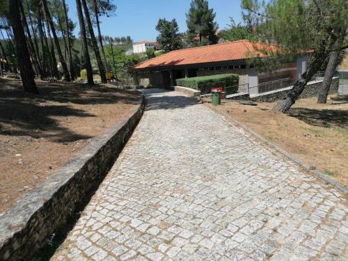 Parque De Campismo Da Barragem Do Vilar