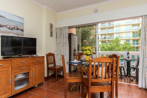 Parque Dos Reis Apartment 2