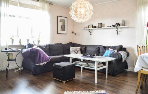 Stunning Home In Halltorp With Wifi And 3 Bedrooms