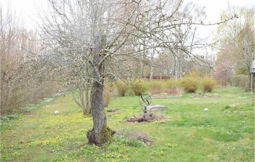 Stunning Home In Halltorp With Wifi And 3 Bedrooms