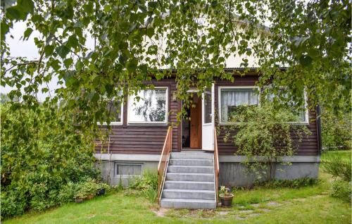Amazing Home In Traryd With 5 Bedrooms