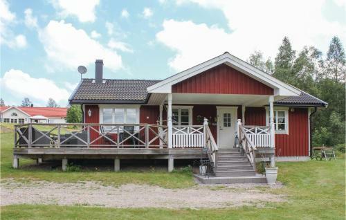Two-bedroom Holiday Home In Svanskog