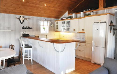 Two-bedroom Holiday Home In Svanskog