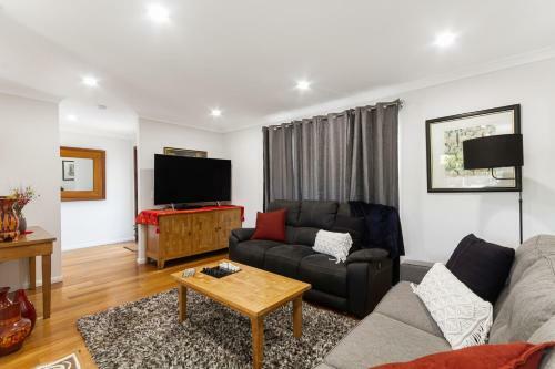 Bogangar Family Pad With Pool By Uholiday