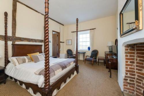 Beautifully Historic Manor House - The East Wing