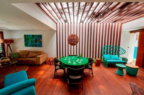 Casa Em Porto De Galinhas Com Piscina A Beira Mar