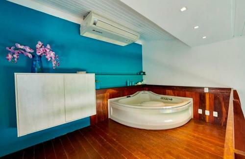 Casa Em Porto De Galinhas Com Piscina A Beira Mar