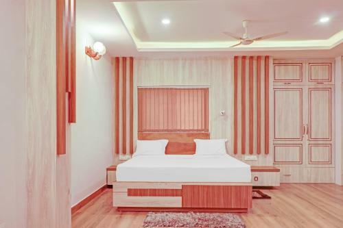 Hotel Oyo 89846 Luxury Inn