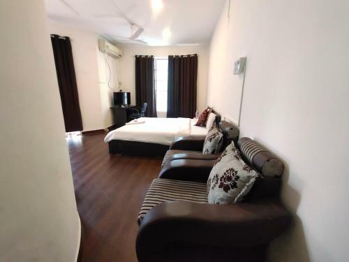 Hostal Quality Hospitality Services