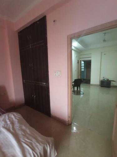 Apartamento Yuvraj Homes