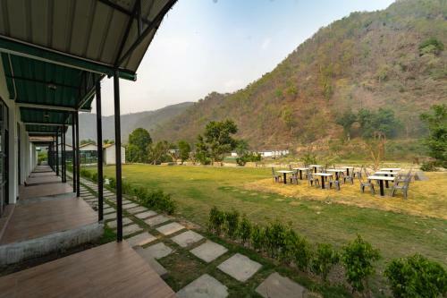 Hotel The Ayali Riverside Resort