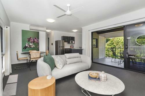 Apartamento The Strand - 2br Unit With Balcony At The Beach