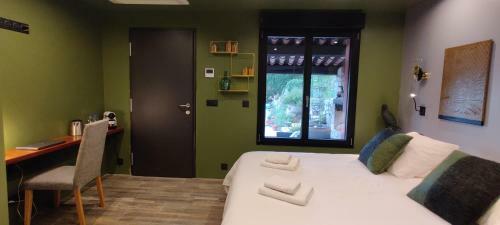 Hostal Mas Des Buscades