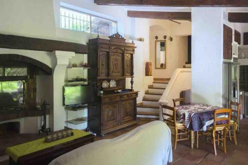Villa En Pierre Avec Piscine Privee 6 Pers Callas