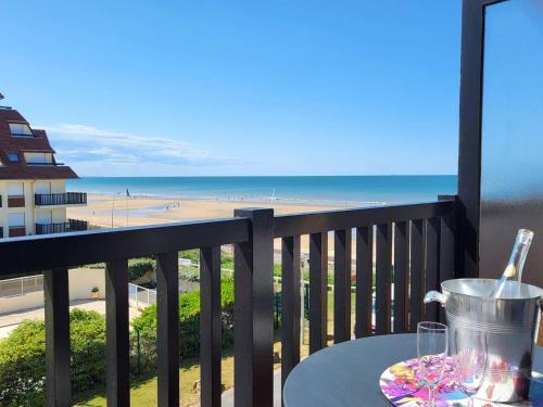 Apartamento Studio Cabourg, 1 Pi�ce, 2 Personnes - Fr-1-465-79