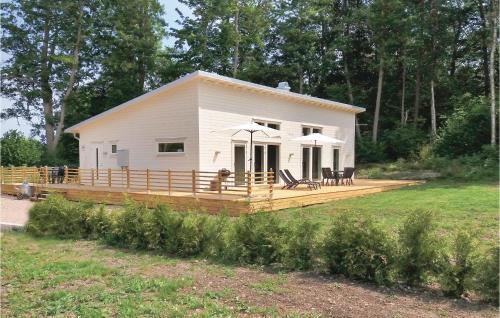 Three-bedroom Holiday Home In Kopingsvik