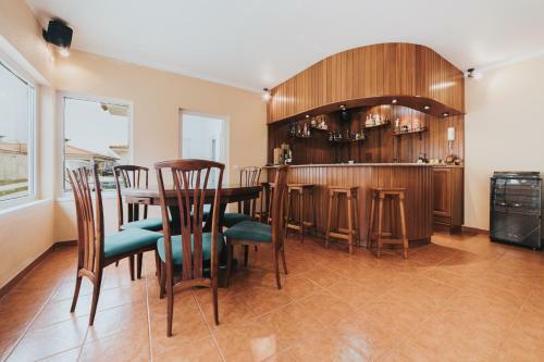 Silver Coast House Until 7 Guests