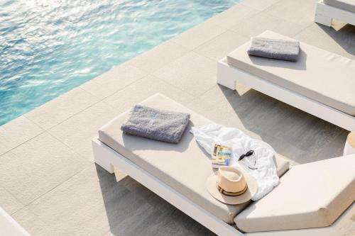 Villa Mikri Tranquilla Beach Heated Pool And Jacuzzi