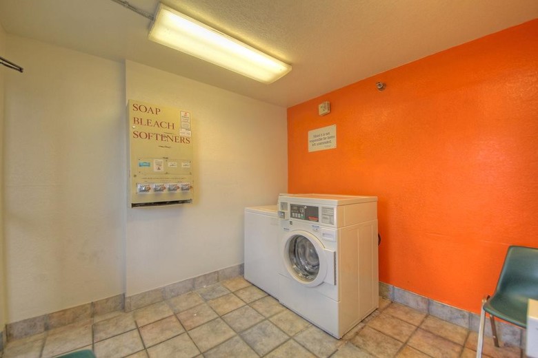 Motel 6 San Antonio - Fiesta