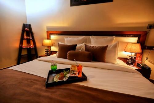 Hotel Vijaygarh Resort & Cottages With Pool