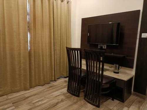 Hotel Dhauladhar Hills