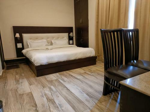 Hotel Dhauladhar Hills