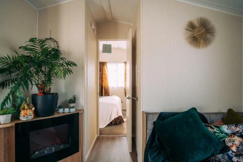 Vale Lodge - A Family-friendly, Elegant And Spacious Motorhome
