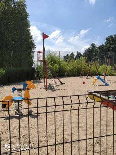 Villa Dom Z Basenem Pod Warszaw?