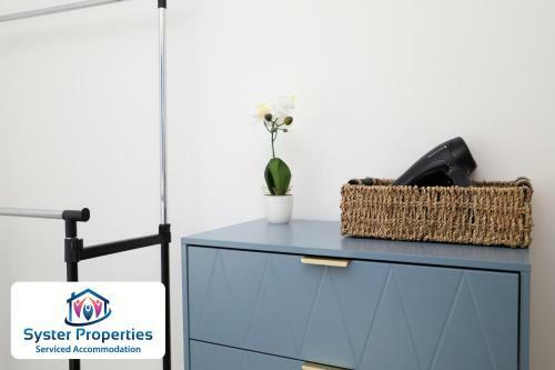 Watkin Heights- 5 Bed Lovely Home/ Groups/work /families