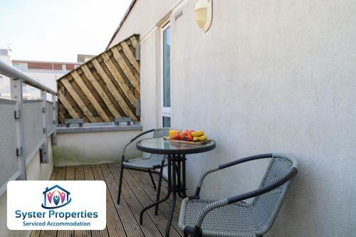 Watkin Heights- 5 Bed Lovely Home/ Groups/work /families