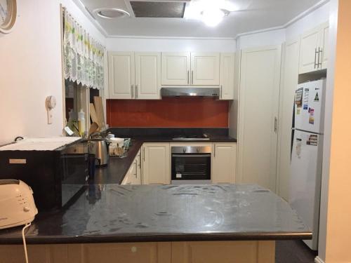 Hostal Australia Sky Guest House