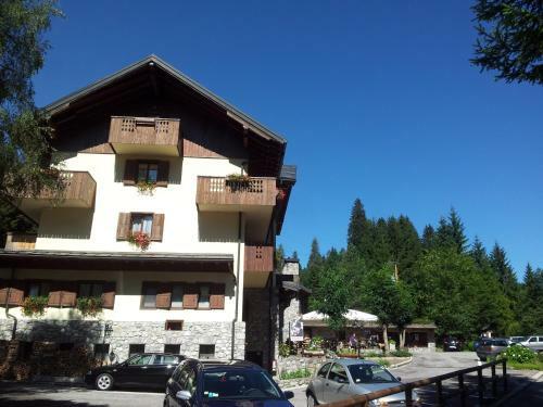 Hotel Albergo Nuoitas