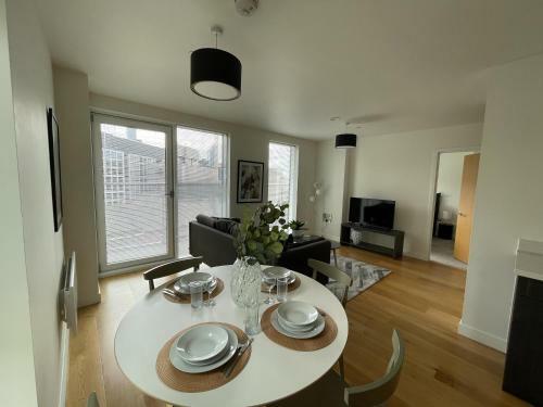 Salford-central Apartments By Mgroupsa