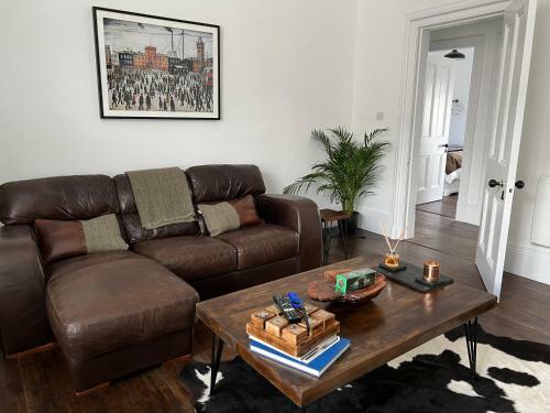 Apartamento The Lowry .. Where Elegance Meets Luxury!