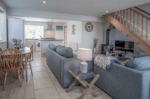Berry Hall Garden Cottage - 2 Bedroom Cottage - Port Eynon