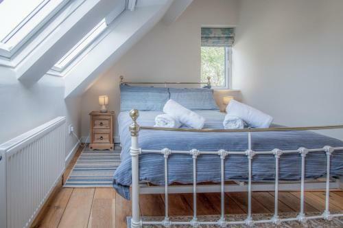 Berry Hall Garden Cottage - 2 Bedroom Cottage - Port Eynon