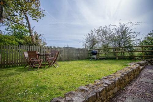 Berry Hall Garden Cottage - 2 Bedroom Cottage - Port Eynon