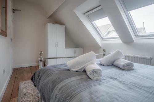 Berry Hall Garden Cottage - 2 Bedroom Cottage - Port Eynon