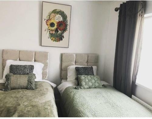 10 Minutes Walk To The Beach