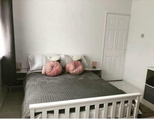 10 Minutes Walk To The Beach