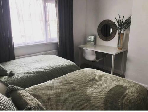 10 Minutes Walk To The Beach