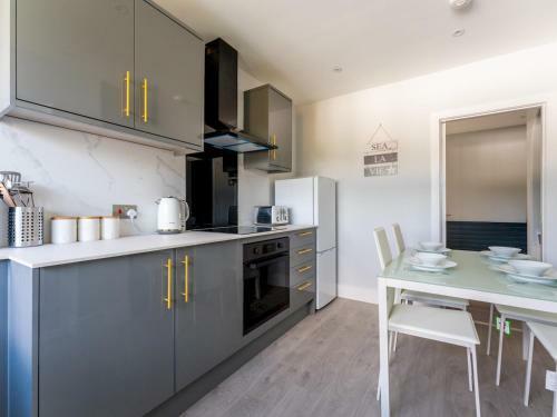 Apartamento Pass The Keys Refurbished Two Bed Penthouse With Balcony