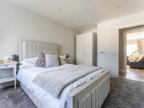 Apartamento Pass The Keys Refurbished Two Bed Penthouse With Balcony