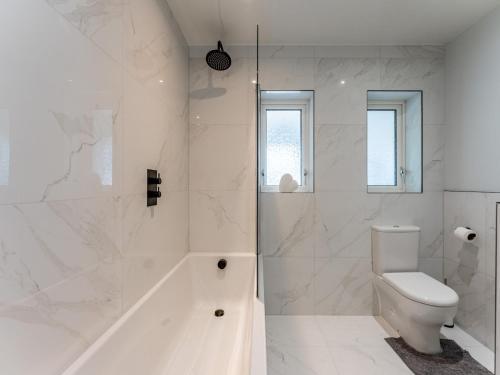 Apartamento Pass The Keys Refurbished Two Bed Penthouse With Balcony