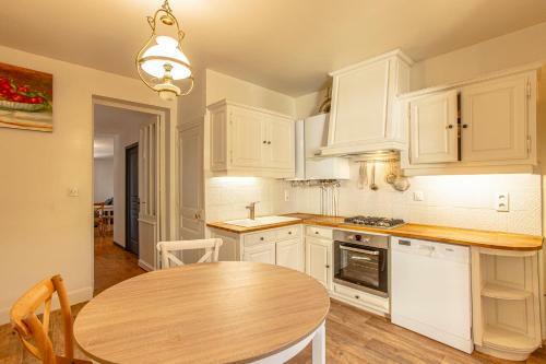 Agr�able Maison Au Coeur De Ville