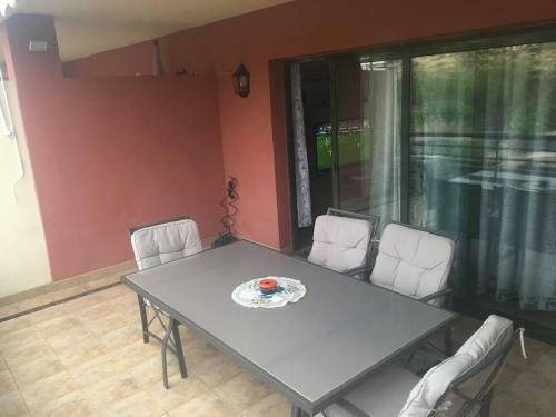 Apartamento Amplio �tico Con Terraza, Piscina Y Tv49 4k